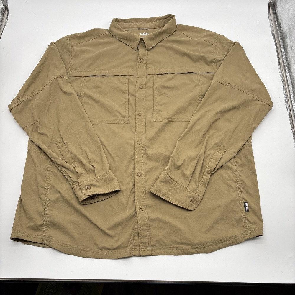 REI Co-op Sahara Mens XXL Long Sleeve Hiking Shirt Vented Khaki Tan Button Up
